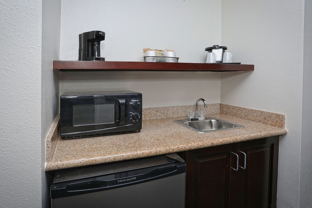 フェアフィールド イン & スイーツ チャールストン ノース / アシュリー フォスフェート(FAIRFIELD INN AND SUITES CHARLESTON NORTH ASHLEY PHOSPHATE) 写真2