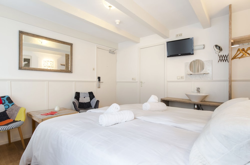Hotel Calisto 21/48