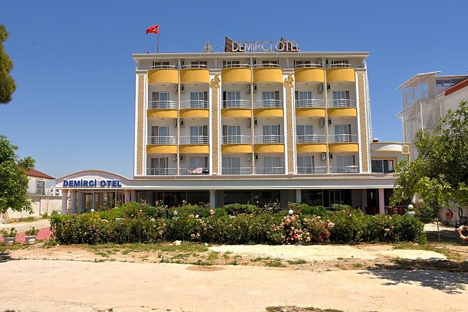 Demirci Hotel 1/9
