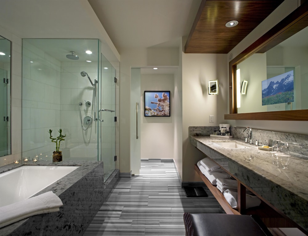 Fairmont Pacific Rim 50/50