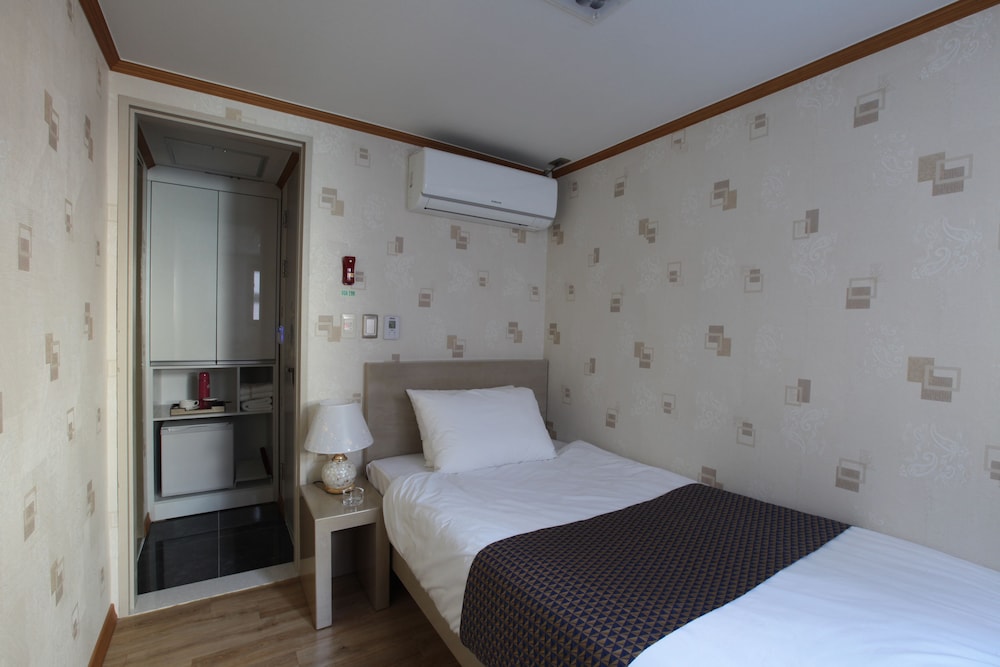 Hotel Daewoo Inn 7/35