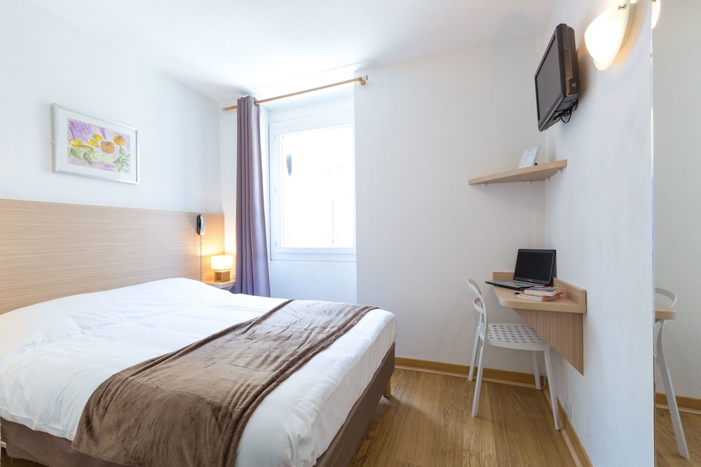 Europe Hotel 14/48