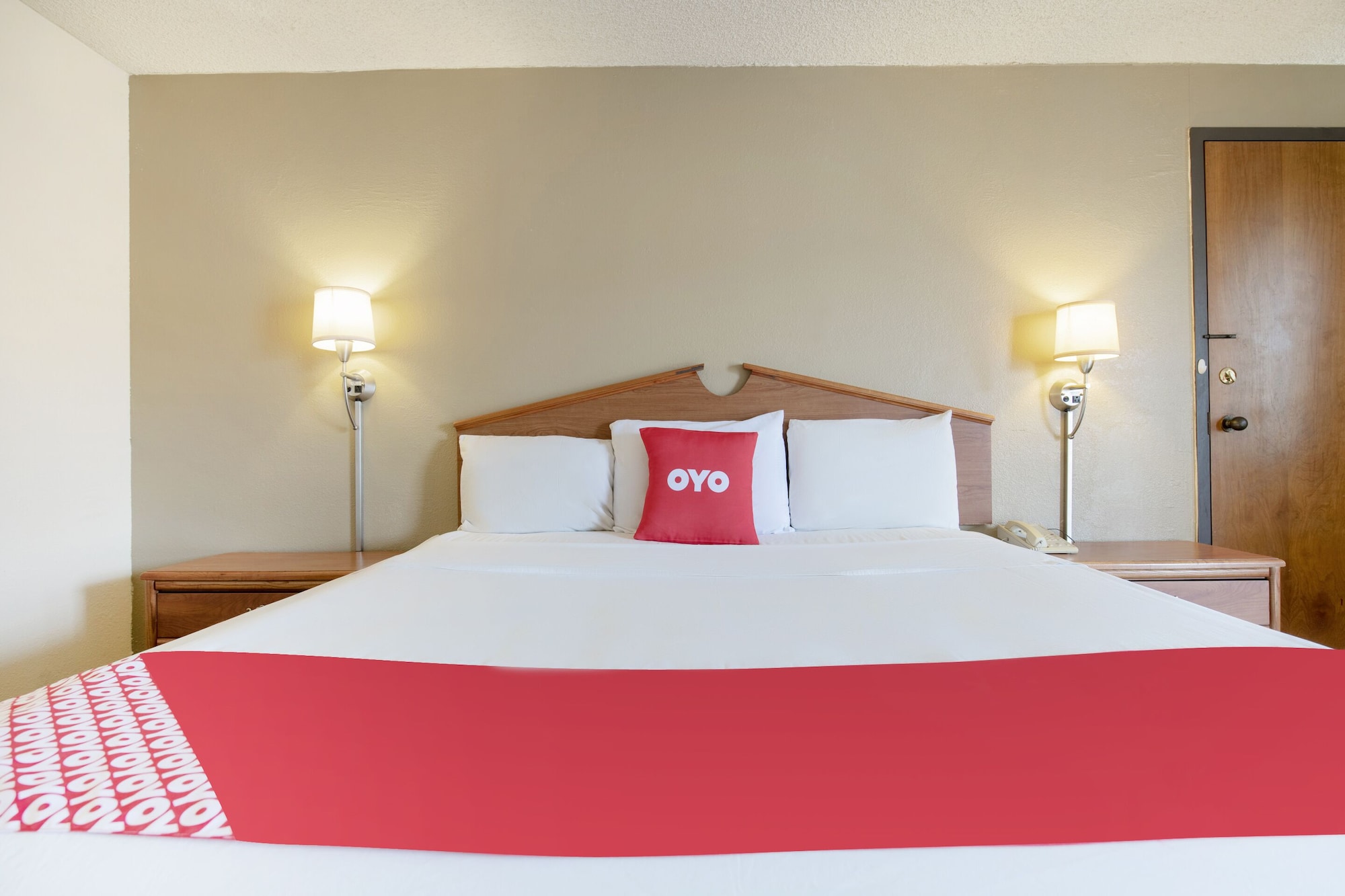 Room at OYO Hotel Tulsa International Airport, TULSA - OK