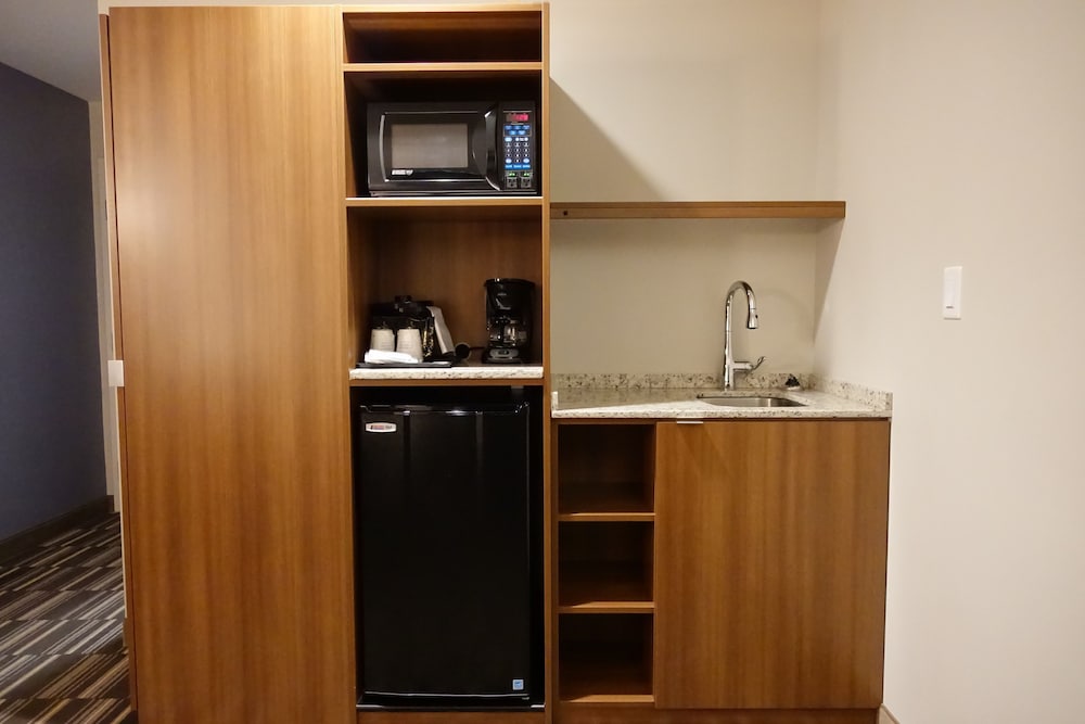 Microtel Inn & Suites By Wyndham Sault Ste. Marie 9/47