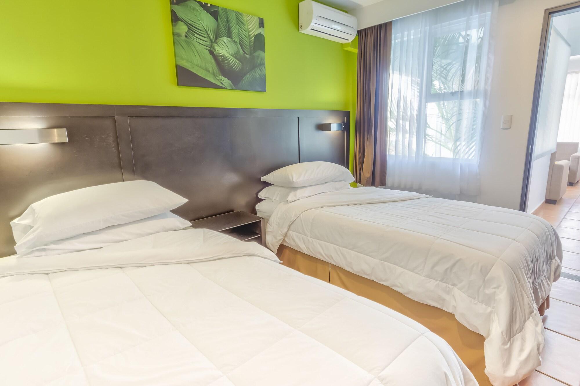 Duplex, Suite 4/10