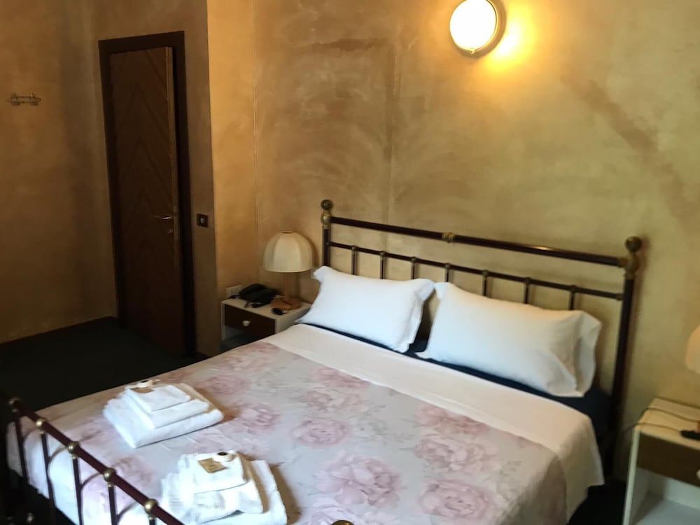 Hotel Mirabeau 13/50