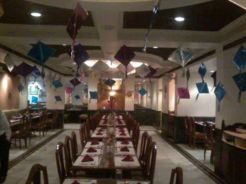 Hotel Yuvraj 30/35