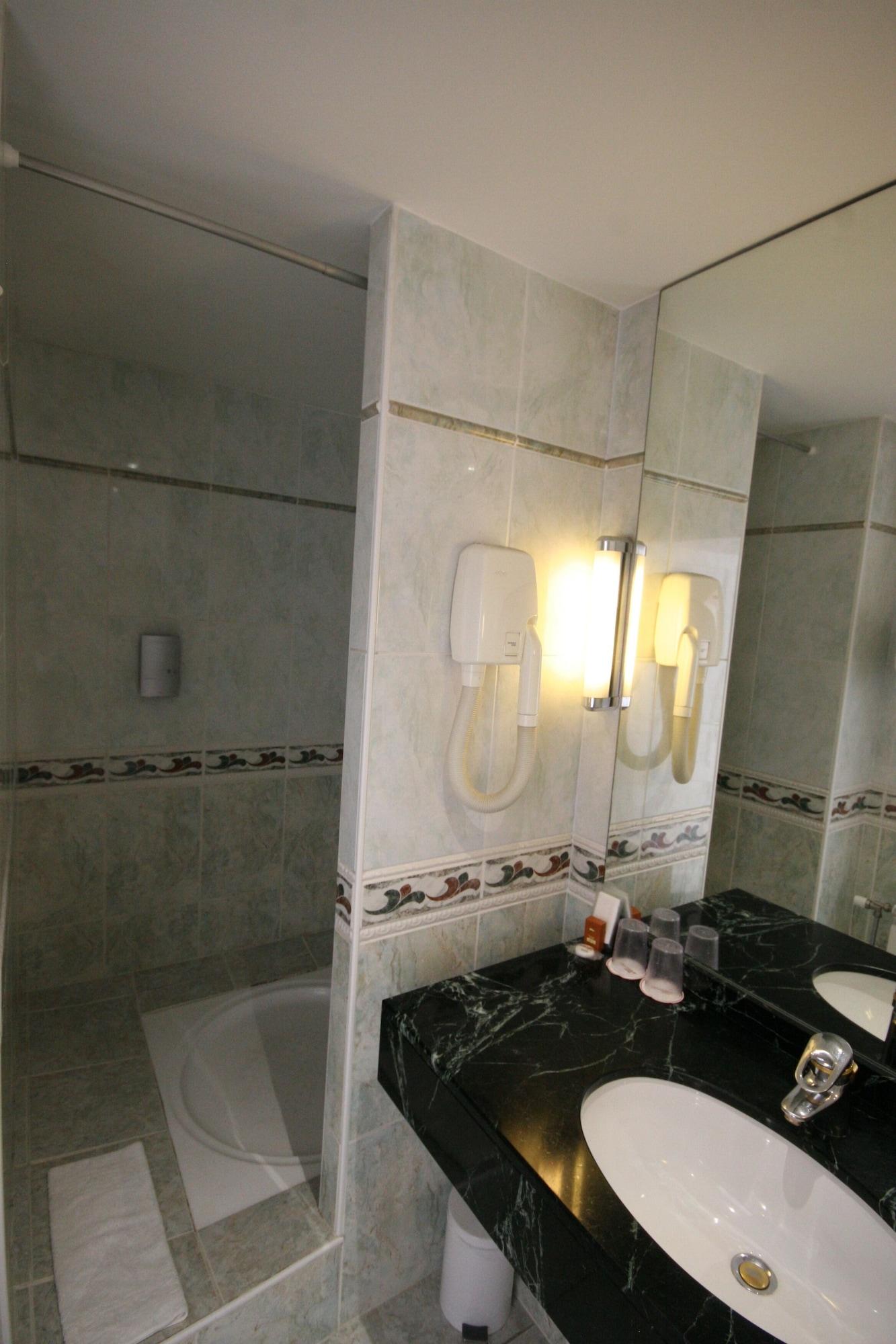 Hotel De La Gare Troyes Centre 53/55
