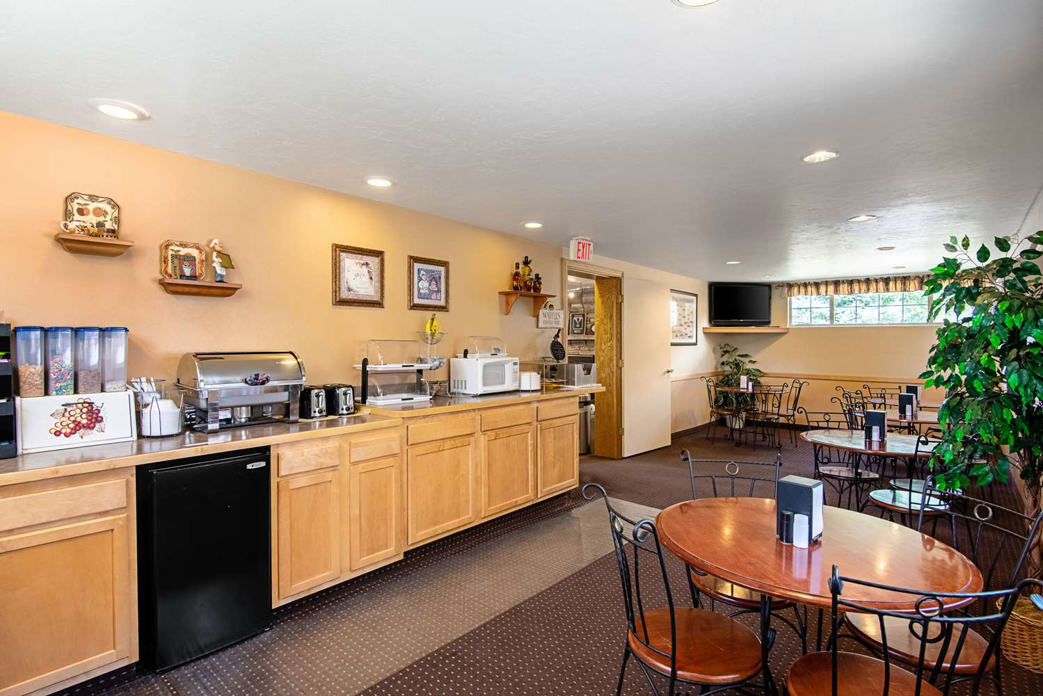 Rodeway Inn Gunnison - Crested Butte 22/29
