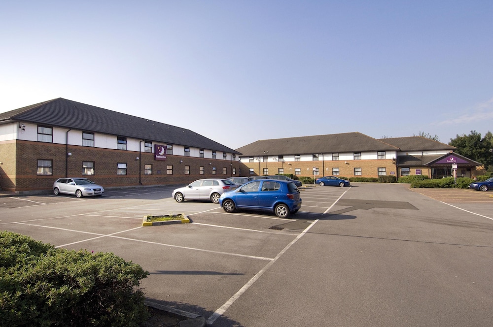 Premier Inn Cardiff City South 33/39