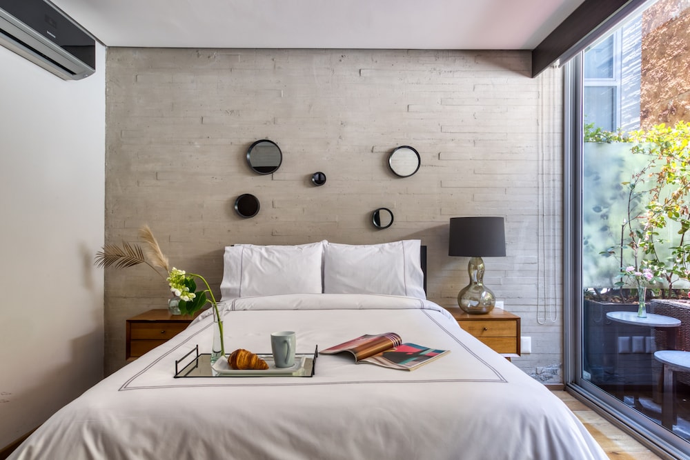 AR 218 Hotel by ULIV 26/58