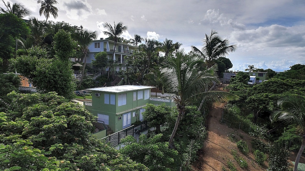 Sea Gate Hotel 5/50
