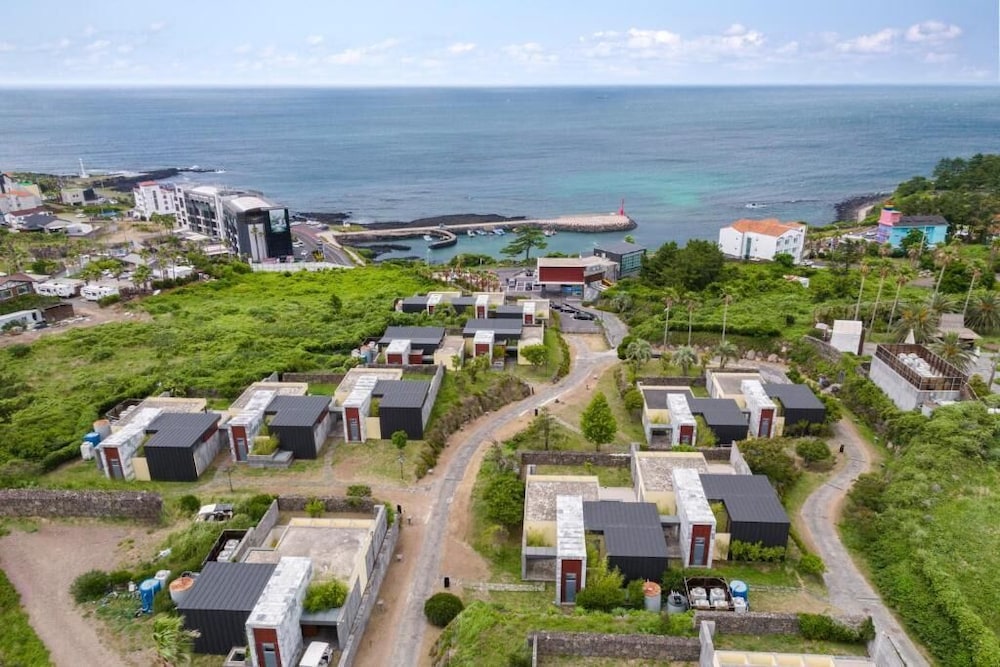 Stanford Hotel and Resort Jeju 29/37