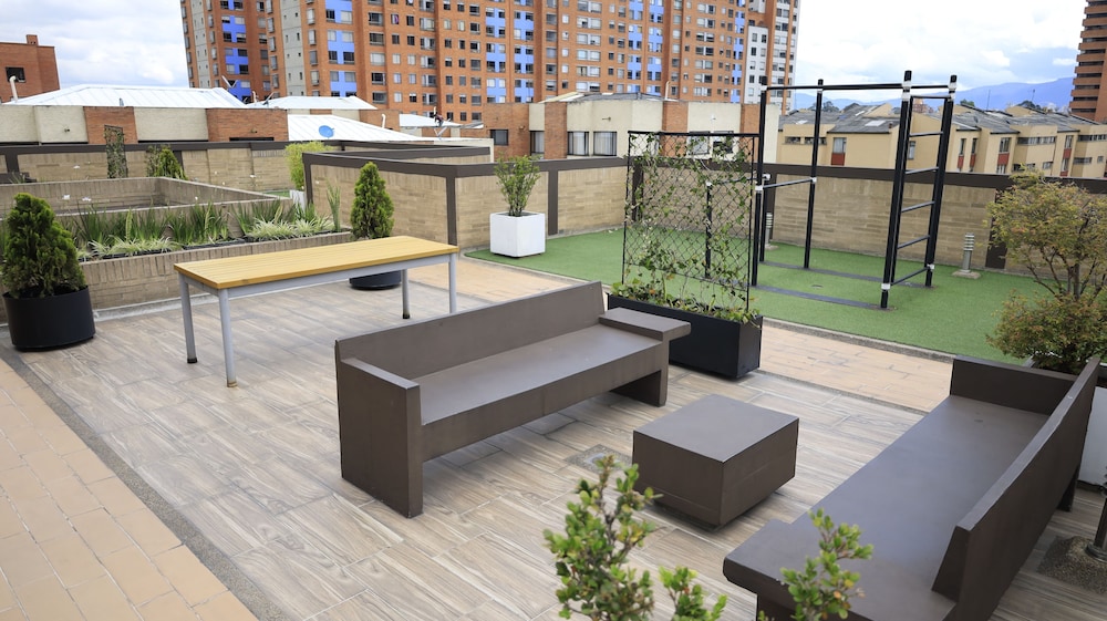 Aparta Estudios Connect Bogota 34/50