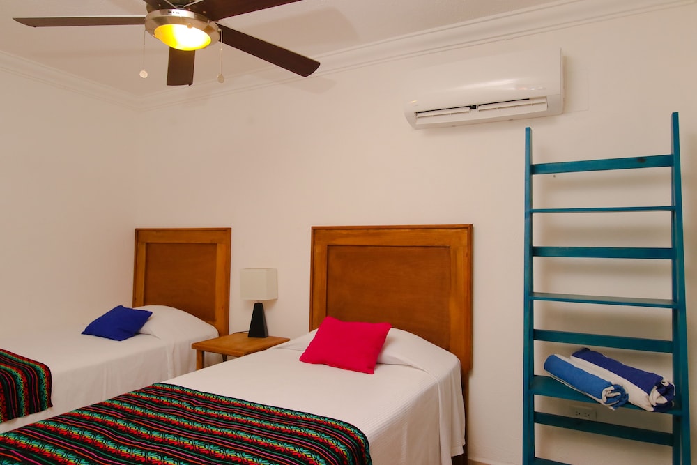 Hotel Villas Colibri Suites and Bungalows 13/50