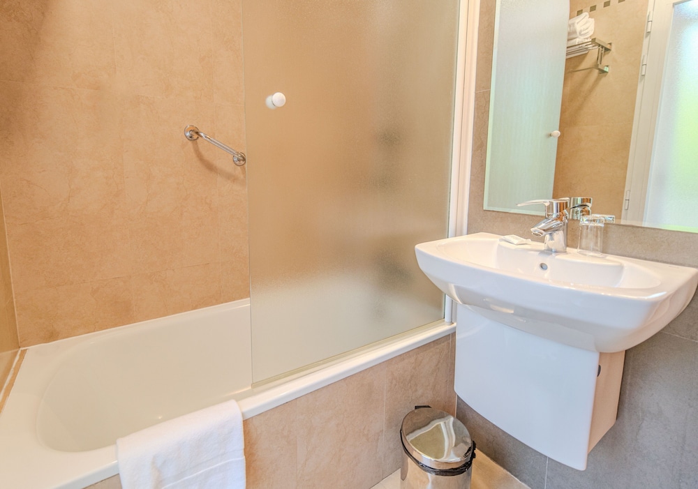 Hotel ITC Mora 48/49