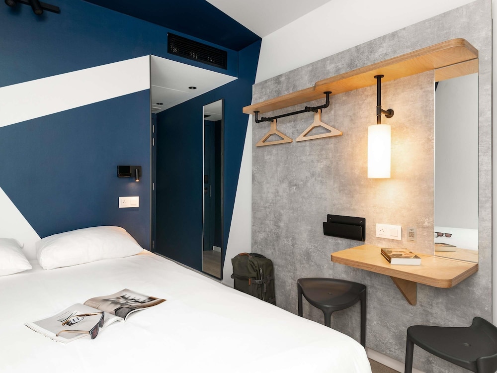 Ibis Budget Gent Centrum Dampoort 19/63