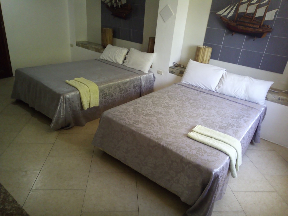 Ocean Bay Beach Resort 17/50