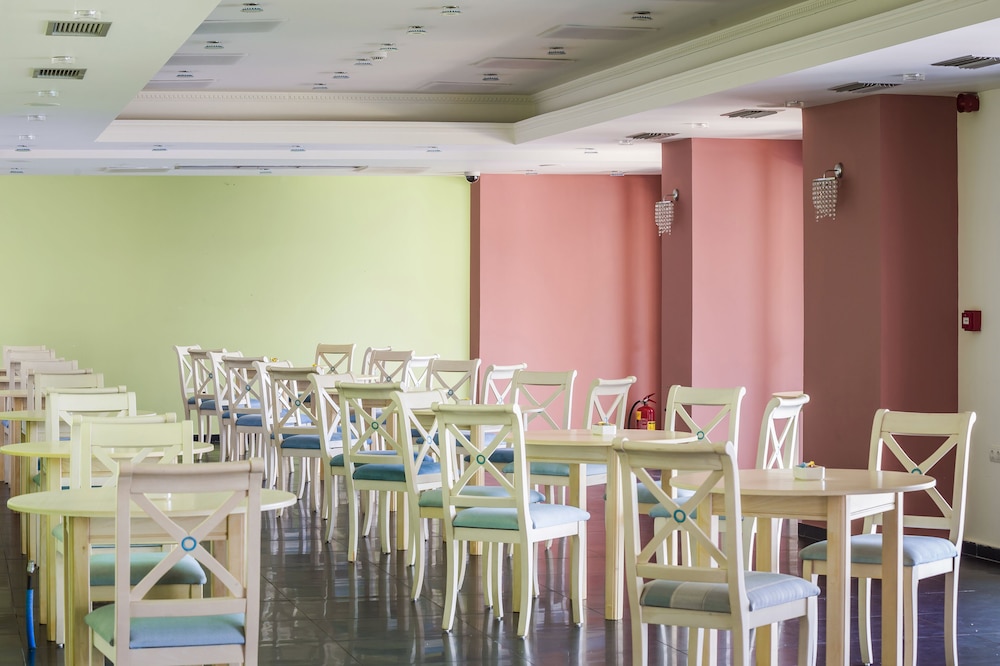 Kefalonia Bay Palace by GHH 41/50