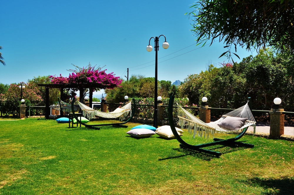 Merit Crystal Cove Hotel Casino & Spa 28/48