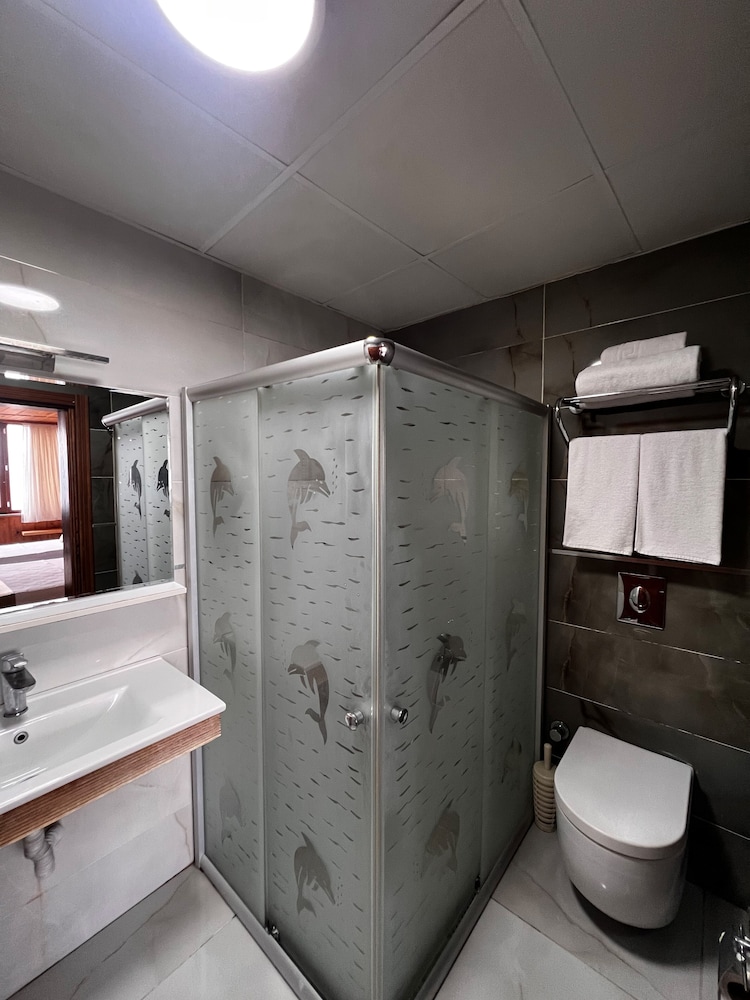 Denizci Hotel 48/48