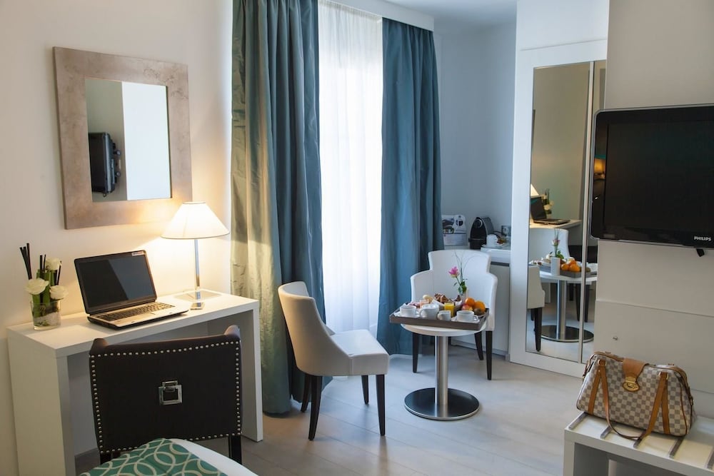 Best Western Plus Hotel Carlton 48/51
