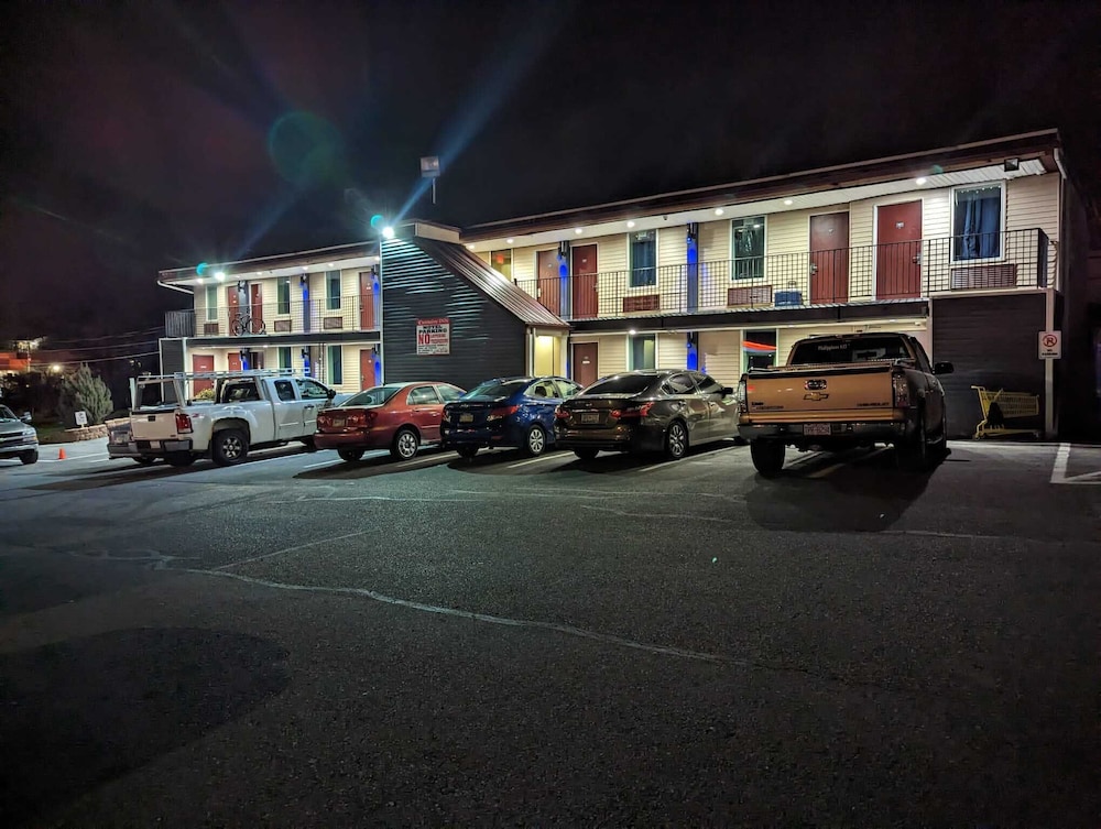 Executive Inn Coopersburg 27/33