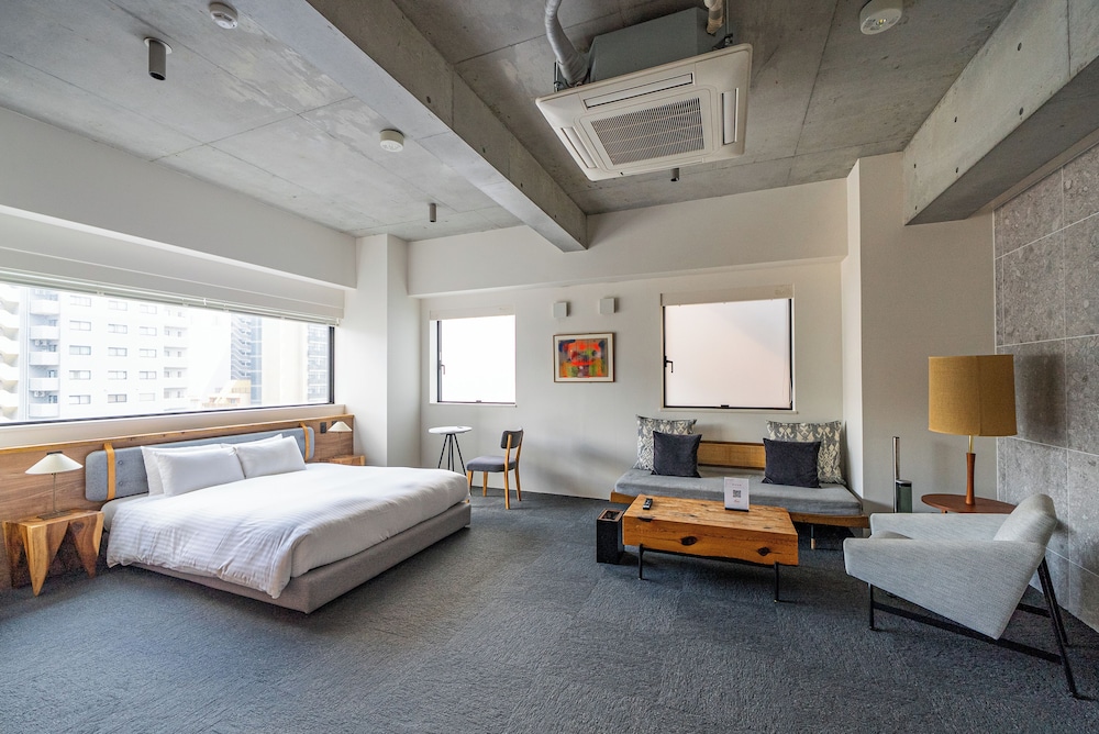 MEI, PENTHOUSE