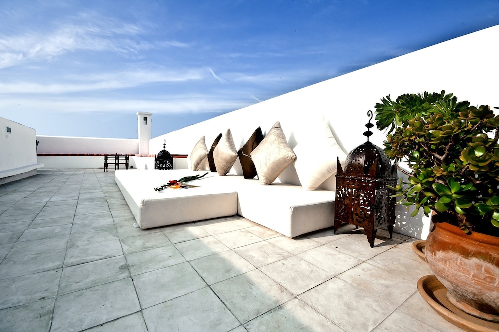 Riad El Maâti 58/66