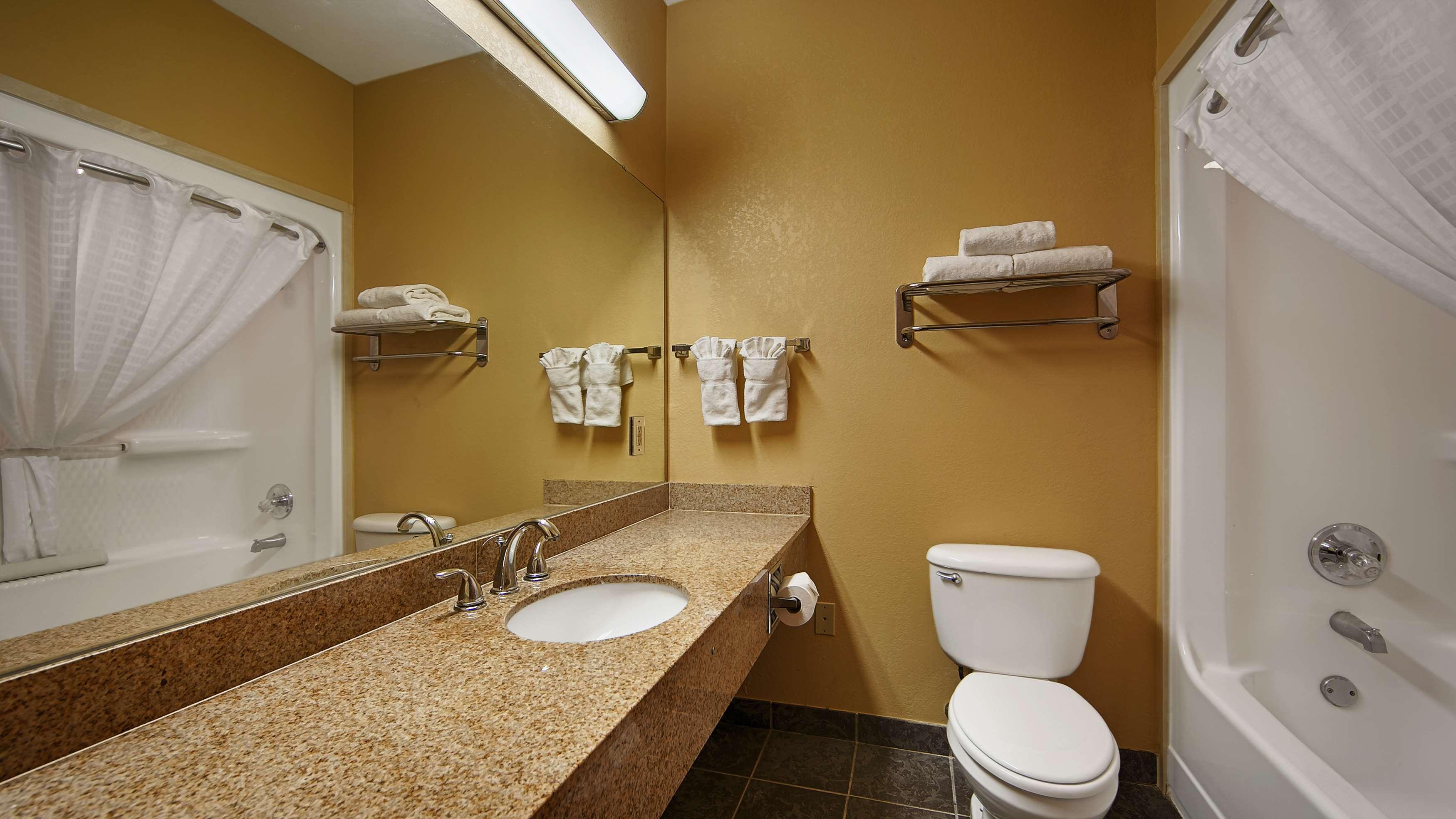 Suite, King Bed