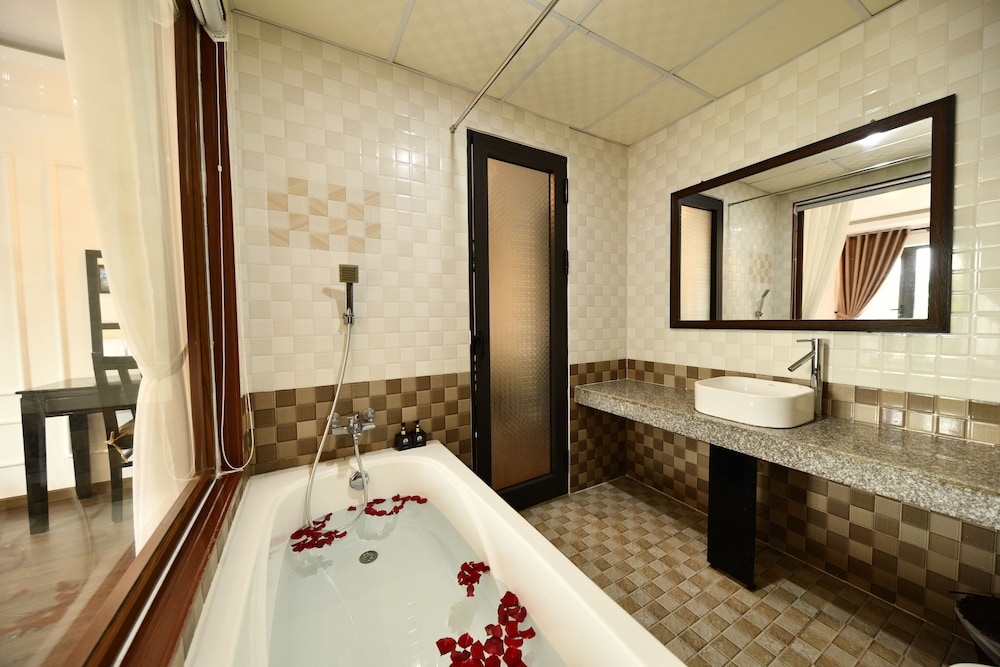 Hoi An Golden Holiday Villa 49/50