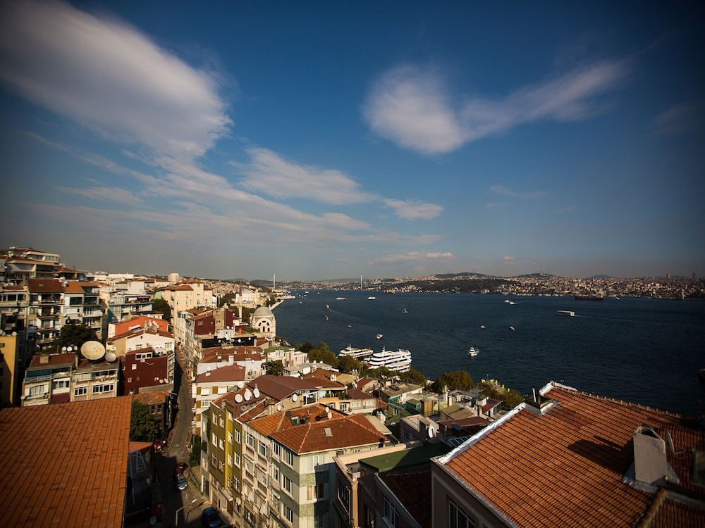 Sed Bosphorus Hotel 32/34