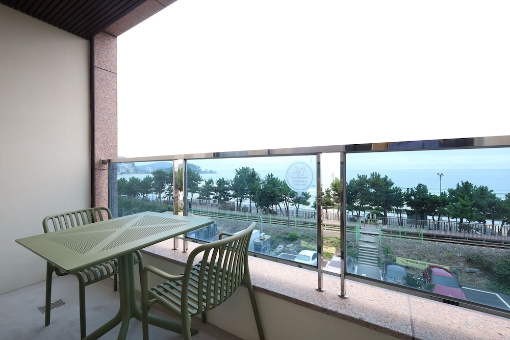 Songjeong Olla Hotel 37/50