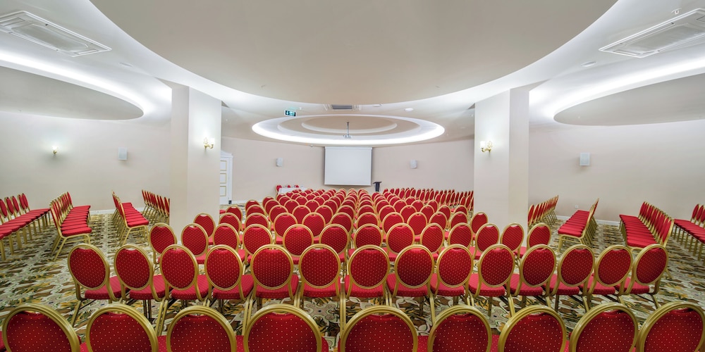 Litore Resort Hotel and Spa 36/44