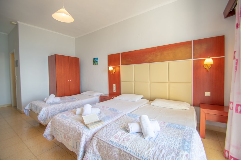Agoulos Inn 14/50