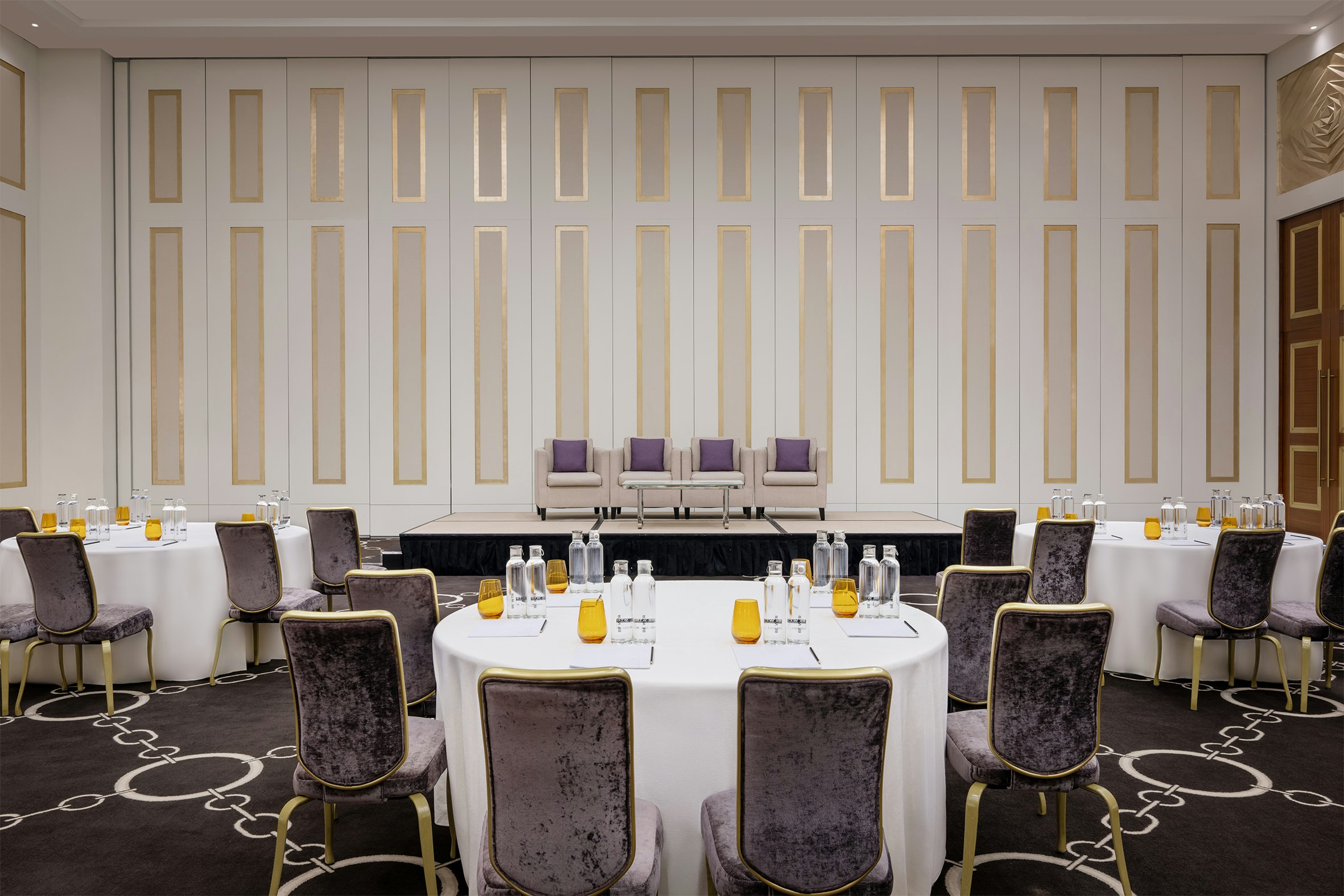 Four Seasons Hotel Abu Dhabi at Al Maryah Island 30/36