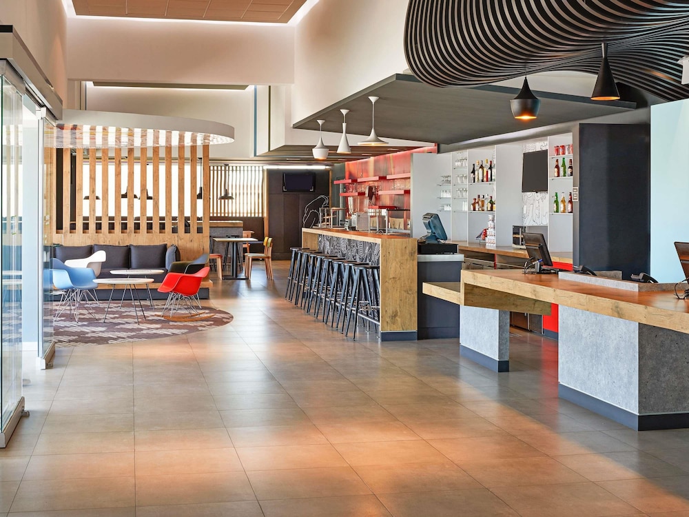ibis Culiacan 28/50