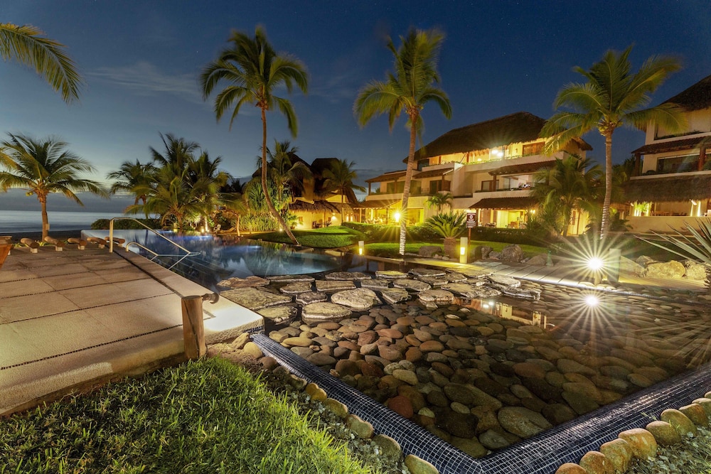 Las Palmas Luxury Villas 46/50