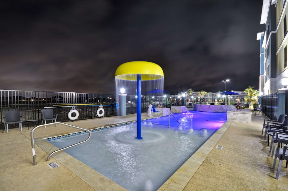 HOMEWOOD SUITES BY HILTON NEW BRAUNFELS 26/81