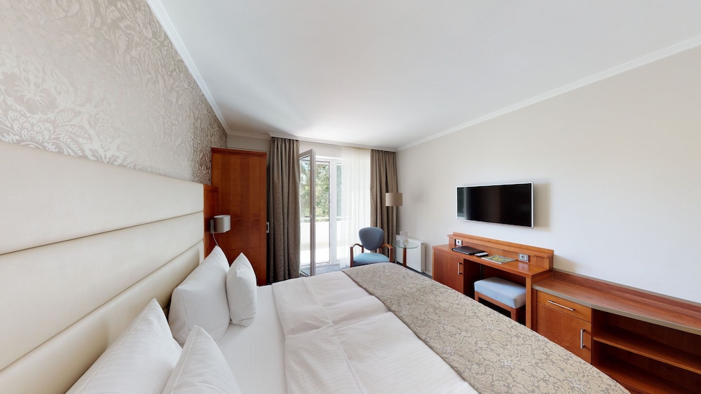 Hotel Oranien Wiesbaden 20/66