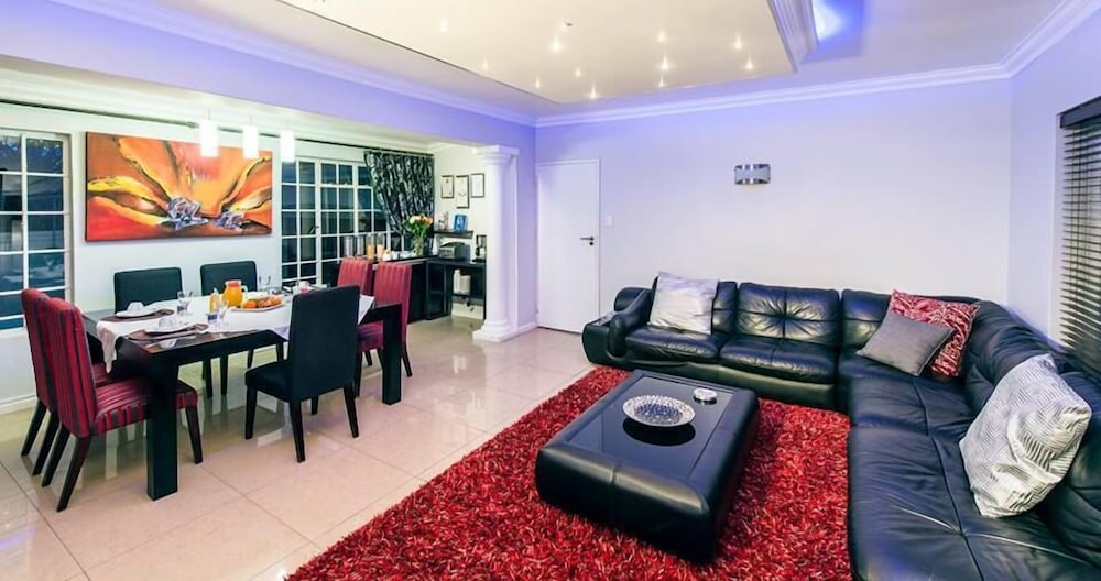 Bhotani Bed And Breakfast photo5