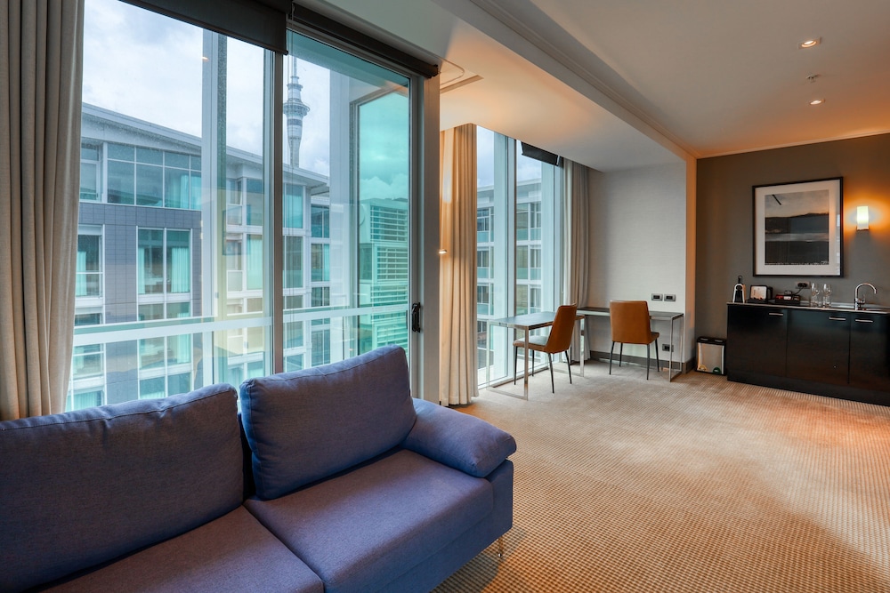 Sofitel Auckland Viaduct Harbour 61/79