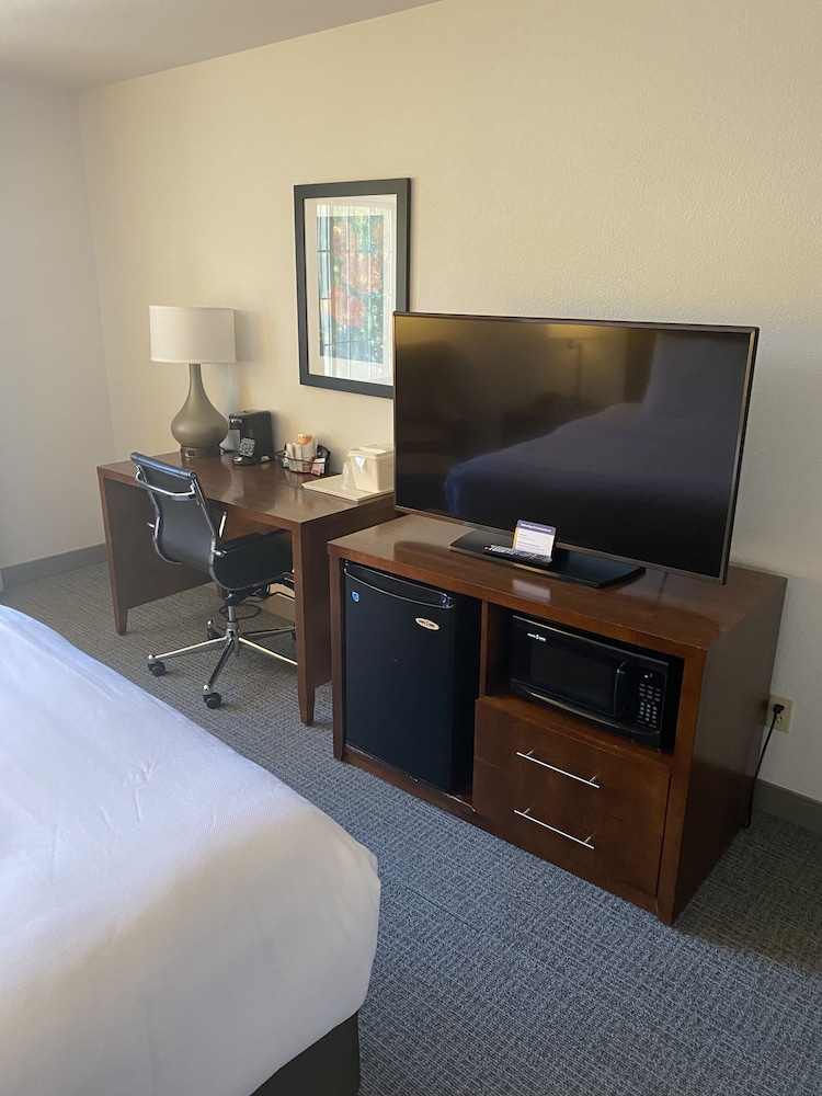 Comfort Inn & Suites Carbondale on the Roaring Fork 37/60