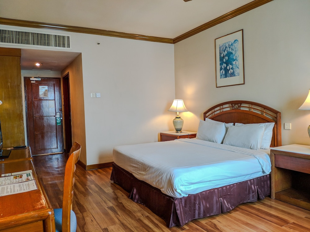 Sabah Oriental Hotel 17/69