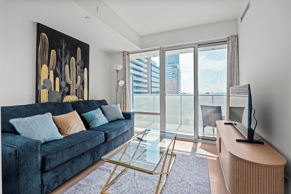 Teahouse Condos in Downtown Toronto 27/50