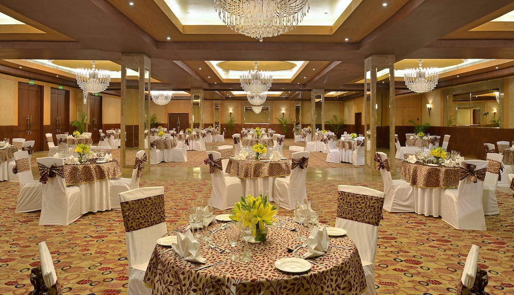 Savoy Suites Manesar 40/59
