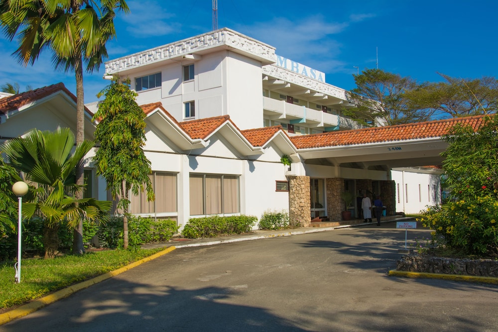 Mombasa Beach Hotel 33/39