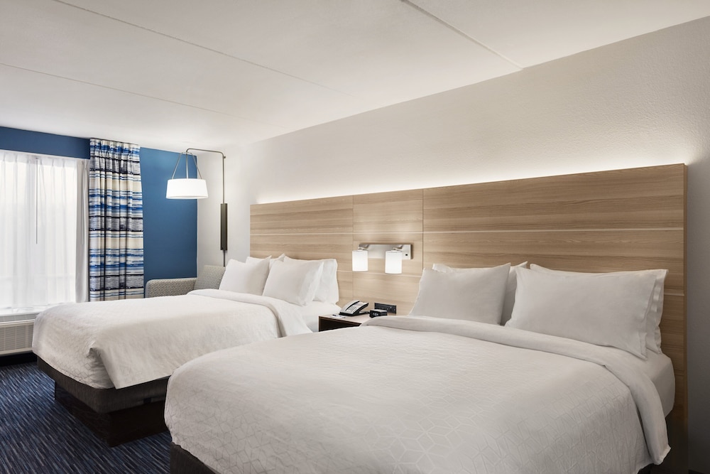 Holiday Inn Dumfries Quantico Center 10/42