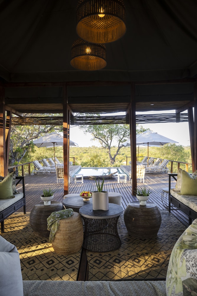 Simbavati Hilltop Lodge 33/50