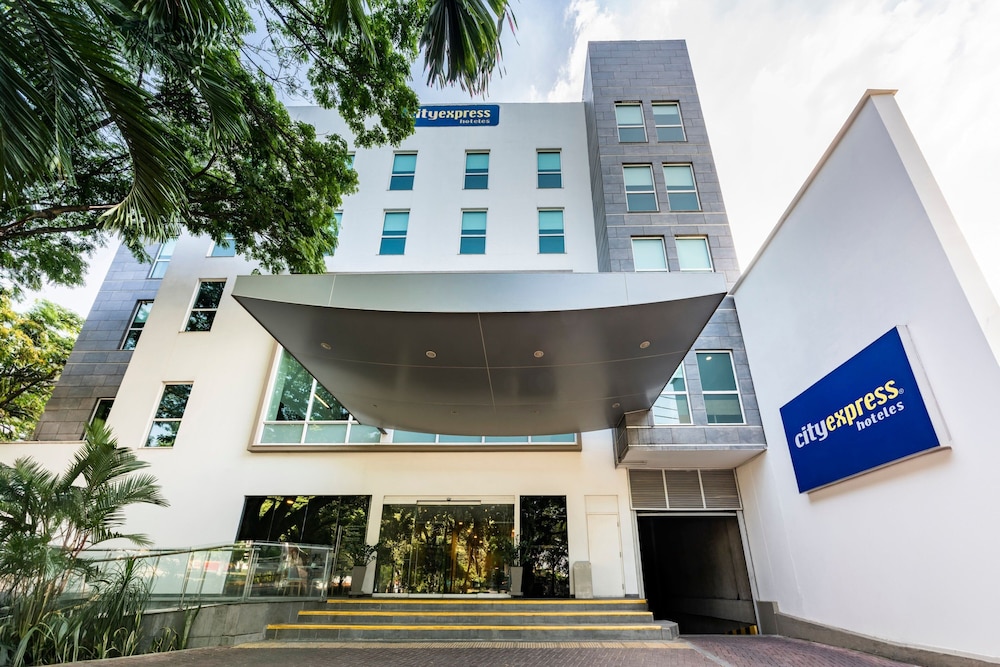 City Express Plus by Marriott Cali Colombia in CALI